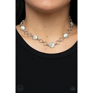 Dreamy Distractions White Choker Necklace (355)
